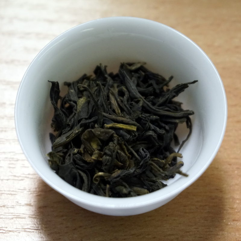 Chinese oolong tea Da Hong Pao (Dà Hóng Páo)